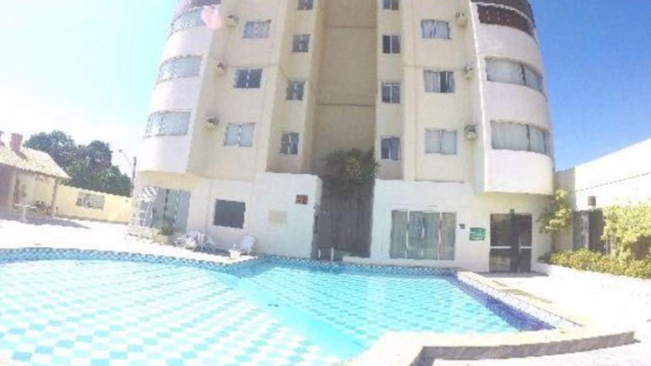 Cobertura Toulon 2 Quartos Caldas Novas